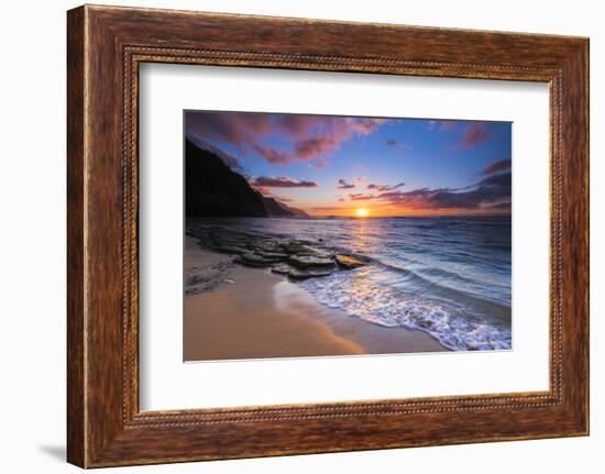 Sunset over the Na Pali Coast from Ke'e Beach, Haena State Park, Kauai, Hawaii, USA-Russ Bishop-Framed Photographic Print