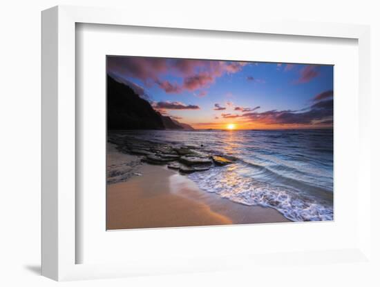 Sunset over the Na Pali Coast from Ke'e Beach, Haena State Park, Kauai, Hawaii, USA-Russ Bishop-Framed Photographic Print