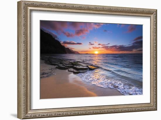 Sunset over the Na Pali Coast from Ke'e Beach, Haena State Park, Kauai, Hawaii, USA-Russ Bishop-Framed Photographic Print