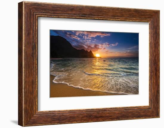 Sunset over the Na Pali Coast from Tunnels Beach, Haena State Park, Kauai, Hawaii, USA-Russ Bishop-Framed Photographic Print