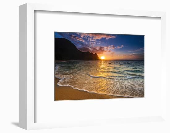 Sunset over the Na Pali Coast from Tunnels Beach, Haena State Park, Kauai, Hawaii, USA-Russ Bishop-Framed Photographic Print