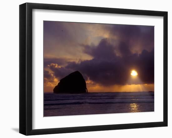 Sunset Over the Pacific Ocean from Cape Kiwanda, Oregon, USA-Janis Miglavs-Framed Photographic Print