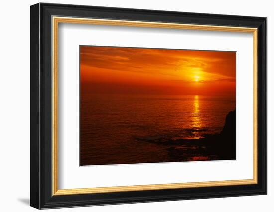 Sunset over the Sea, Laguna Beach, California, USA-null-Framed Photographic Print