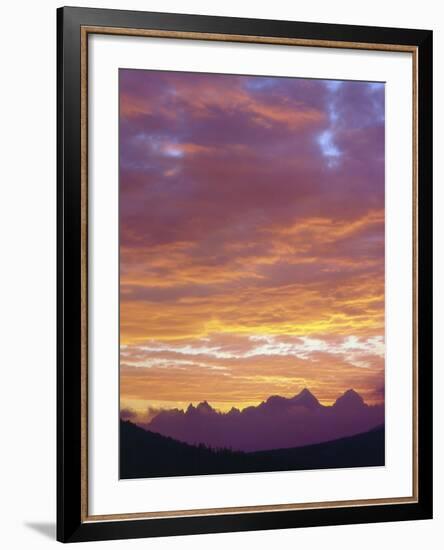 Sunset Over the Sierra Nevada Mountains, California, USA-Christopher Talbot Frank-Framed Photographic Print