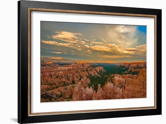 Sunset Point View, Bryce Canyon National Park, Utah, Wasatch Limestone Pinnacles-Tom Till-Framed Photographic Print