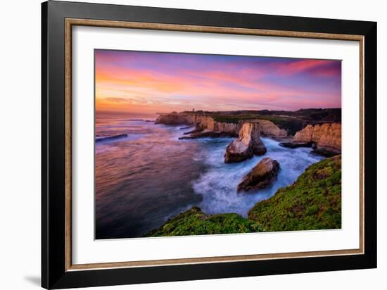 Sunset Seascape at Shark Fin Cove, California Coast, Santa Cruz, Davenport-Vincent James-Framed Photographic Print