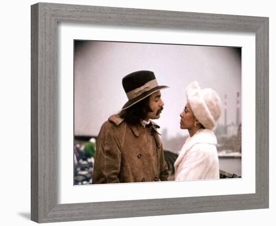 Super Fly, Ron O'Neal, Sheila Frazier, 1972-null-Framed Photo