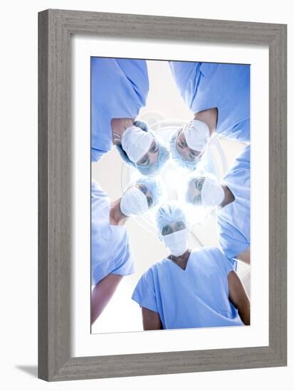 Surgical Team-Science Photo Library-Framed Photographic Print