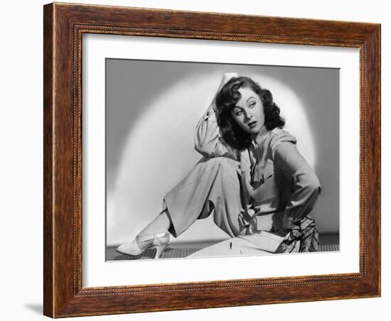 Susan Hayward (1918 - 1975) actrice americaine (b/w photo)-null-Framed Photo