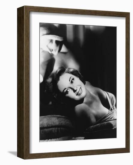 Susan Hayward (1918 - 1975) actrice americaine (b/w photo)-null-Framed Photo