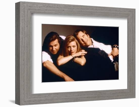 Susie and les Baker Boys THE FABULOUS BAKER BOYS by Steve Kloves with Jeff Bridges, Michelle Pfeiff-null-Framed Photo