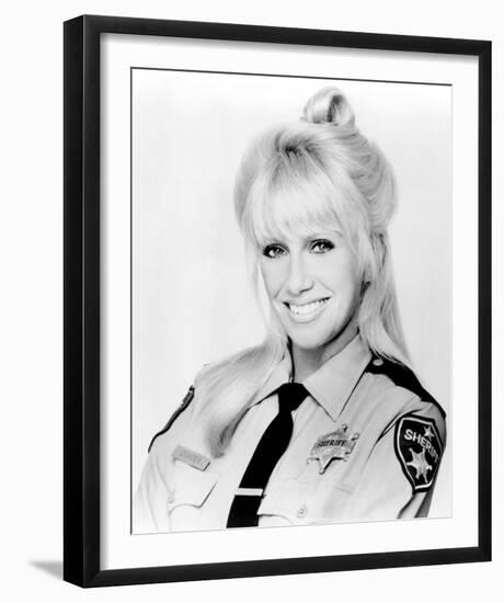 Suzanne Somers, She's the Sheriff (1987)-null-Framed Photo