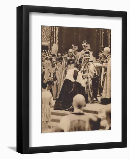 'Swearing Fealty', May 12 1937-Unknown-Framed Photographic Print