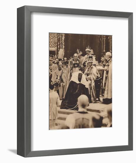 'Swearing Fealty', May 12 1937-Unknown-Framed Photographic Print