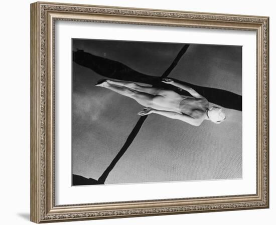 Swimmer Jeanne Wilson Underwater-Wallace Kirkland-Framed Photographic Print