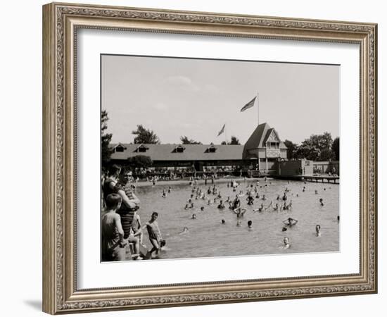 Swimming Pool, Belle Isle Park, Detroit, Mich.-null-Framed Photo