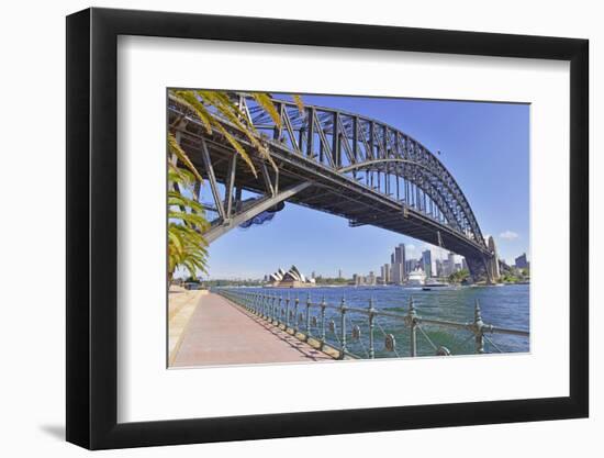 Sydney Harbour Bridge with City Skyline, Sydney, Australia-robert cicchetti-Framed Photographic Print