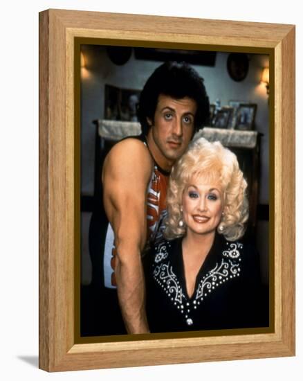 Sylvester Stallone and Dolly Parton RHINESTONE, 1984 directed by BOB CLARK (photo)-null-Framed Stretched Canvas