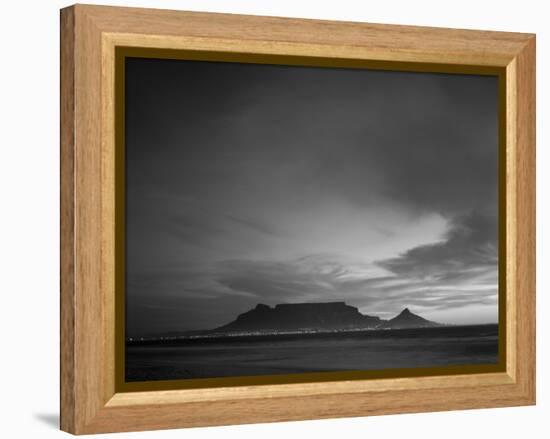 Table Mountain, Sunset, Cape Town, South Africa-Steve Vidler-Framed Premier Image Canvas