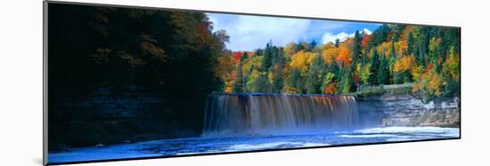 Tahquamenon Fall State Park. Inspired Longfellow's Song of Hiawatha. Michigan-null-Mounted Photographic Print