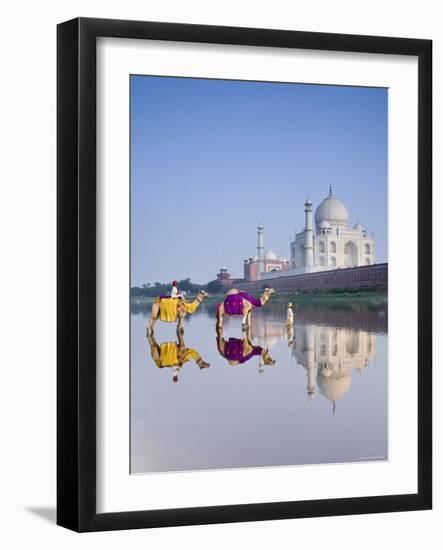 Taj Mahal, Agra, Uttar Pradesh, India-Doug Pearson-Framed Photographic Print