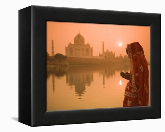 Taj Mahal, Agra, Uttar Pradesh, India-Doug Pearson-Framed Premier Image Canvas