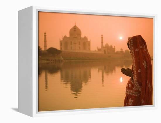 Taj Mahal, Agra, Uttar Pradesh, India-Doug Pearson-Framed Premier Image Canvas