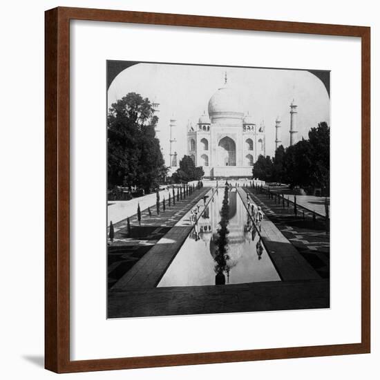 Taj Mahal, Agra, Uttar Pradesh, India-Underwood & Underwood-Framed Photographic Print