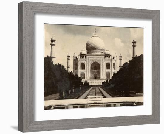 Taj Mahal in Agra, India-null-Framed Art Print