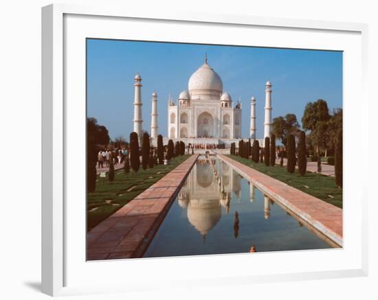 Taj Mahal, Uttar Pradesh, India-Dee Ann Pederson-Framed Photographic Print