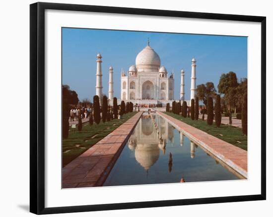 Taj Mahal, Uttar Pradesh, India-Dee Ann Pederson-Framed Photographic Print