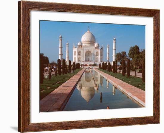 Taj Mahal, Uttar Pradesh, India-Dee Ann Pederson-Framed Photographic Print