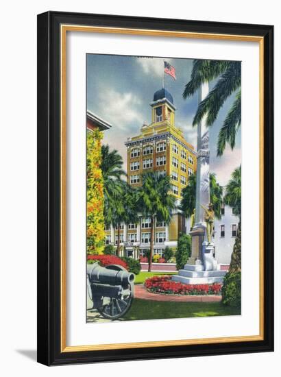 Tampa, Florida - City Hall Exterior View-Lantern Press-Framed Art Print