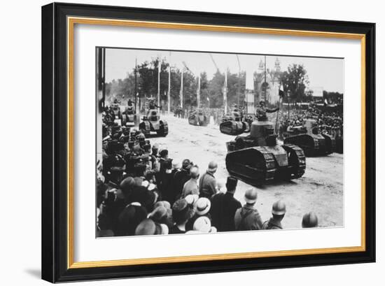 Tanks in the Great Victory Parade, Paris, France, 14 July 1919-null-Framed Giclee Print