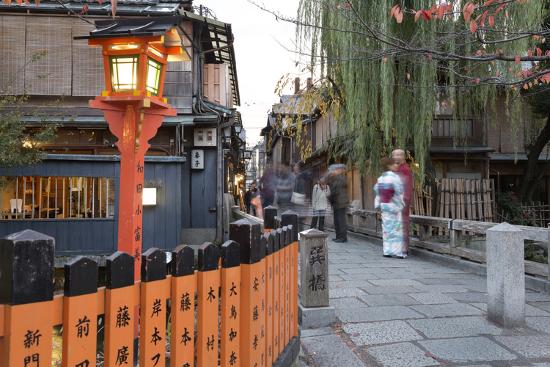 Tatsumi Bashi The Bridge From Memoirs Of A Geisha Novel Gion District Geisha Area Kyoto Japan Photographic Print Stuart Black Art Com Tatsumi Bashi The Bridge From Memoirs Of A Geisha Novel Gion District Geisha Area Kyoto Japan Photographic Print Stuart Black Art Com