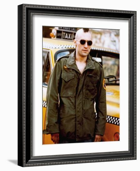 Taxi Driver, Robert De Niro, 1976-null-Framed Photo