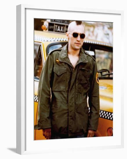 Taxi Driver, Robert De Niro, 1976-null-Framed Photo