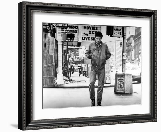 Taxi Driver, Robert De Niro, 1976-null-Framed Photo