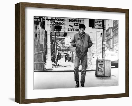 Taxi Driver, Robert De Niro, 1976-null-Framed Premium Photographic Print