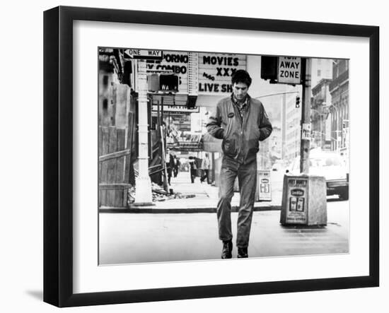 Taxi Driver, Robert De Niro, 1976-null-Framed Premium Photographic Print