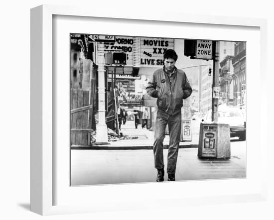 Taxi Driver, Robert De Niro, 1976-null-Framed Premium Photographic Print