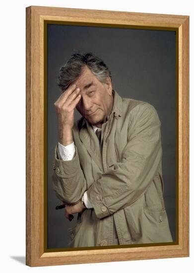 telefilm COLUMBO: STRANGE BEDFELLOWS, Peter Falk (inspecteur Columbo), 1995 COLUMBO TV, 1971-2003 (-null-Framed Stretched Canvas