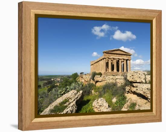 Tempio Di Concordia (Concord), Valle Dei Templi, UNESCO World Heritage Site, Agrigento, Sicily, Ita-Stuart Black-Framed Premier Image Canvas