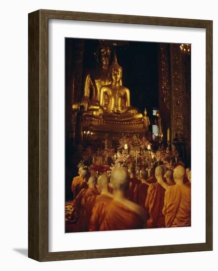 Temple of the Golden Buddha, Bangkok, Thailand, Asia-David Lomax-Framed Photographic Print