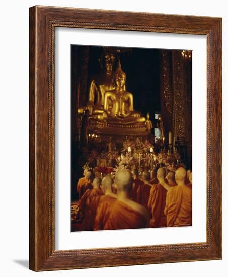 Temple of the Golden Buddha, Bangkok, Thailand, Asia-David Lomax-Framed Photographic Print