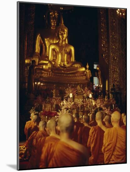 Temple of the Golden Buddha, Bangkok, Thailand, Asia-David Lomax-Mounted Photographic Print