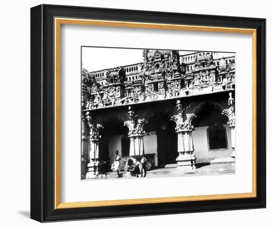 Temple, Singapore, 1900-null-Framed Giclee Print