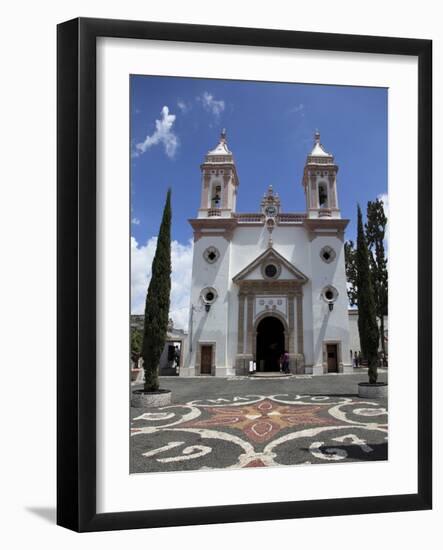 Templo De Santa Veracruz Church, Taxco, Guerrero State, Mexico, North America-Wendy Connett-Framed Photographic Print
