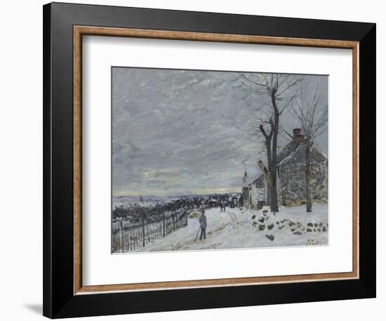 Temps de neige à Veneux-Nadon (Seine et Marne)-Alfred Sisley-Framed Giclee Print