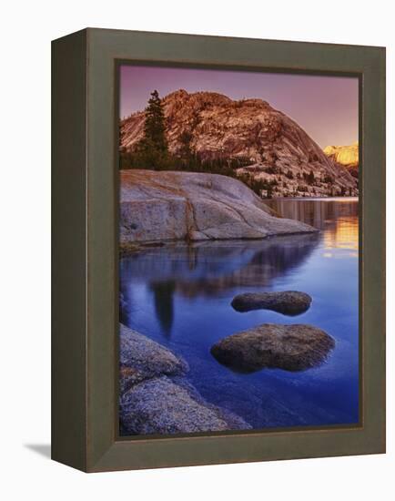 Tenaya Lake at Sunset in Yosemite National Park-Melissa Southern-Framed Premier Image Canvas